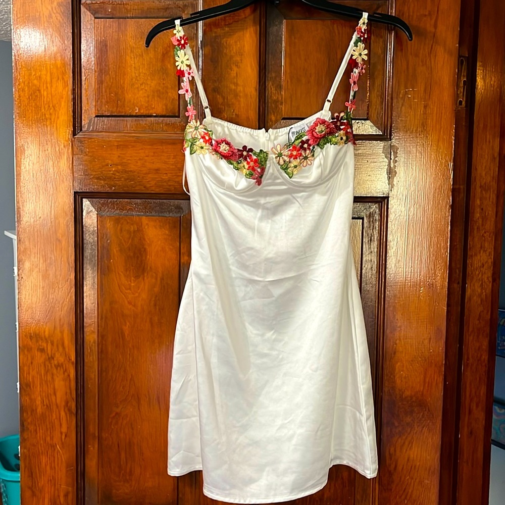 Princess Polly slip dress with beautiful embroidered flower details.